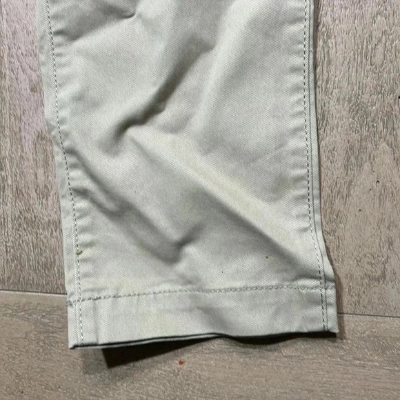 Gap flat front khaki pants size 7, NWT - Picture 2 of 4